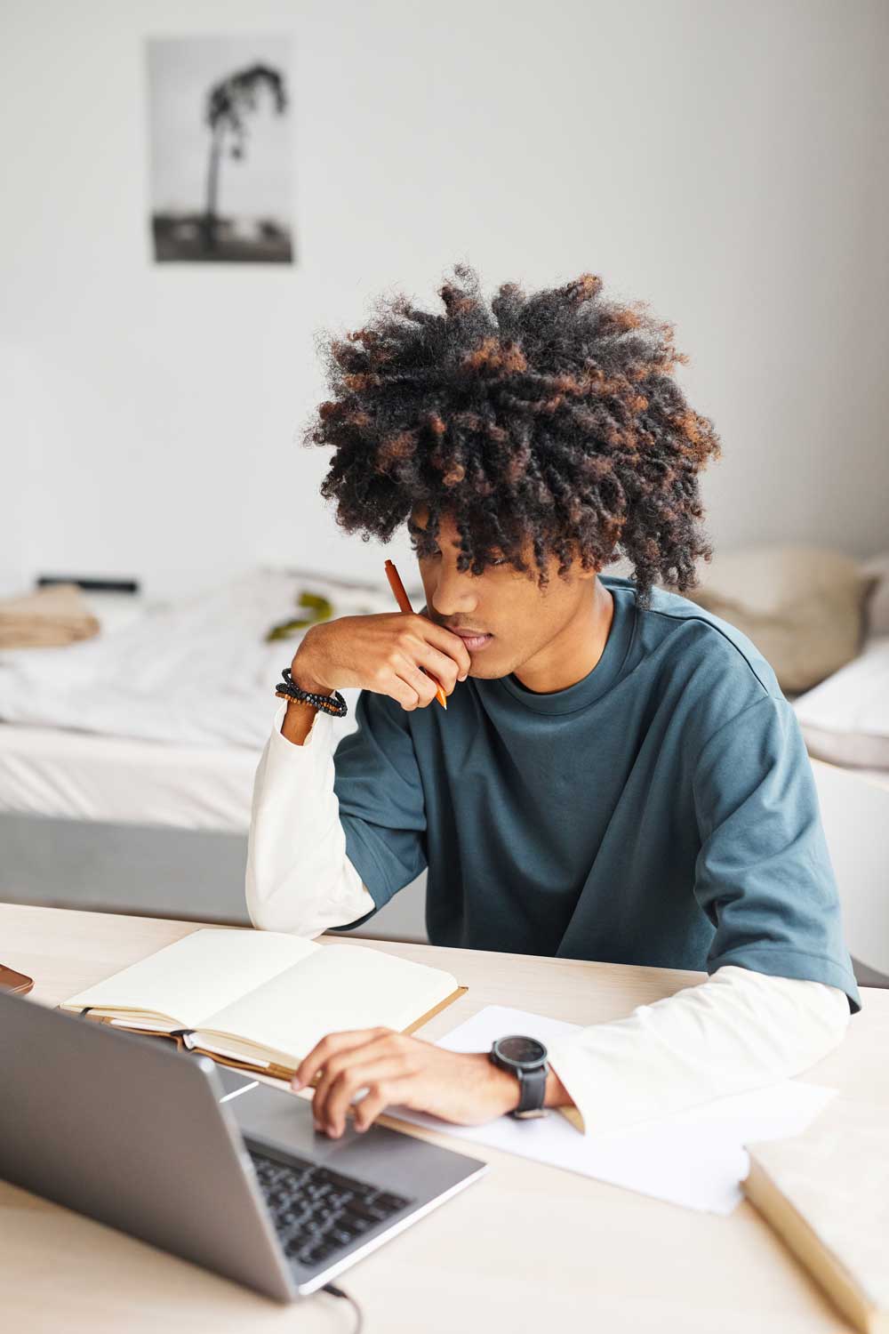 College applicant engaging in time-management coaching by Thinking Organized”
